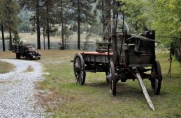 Lazy Daze Retreat vintage truck and wagon on the Upper Columbia River